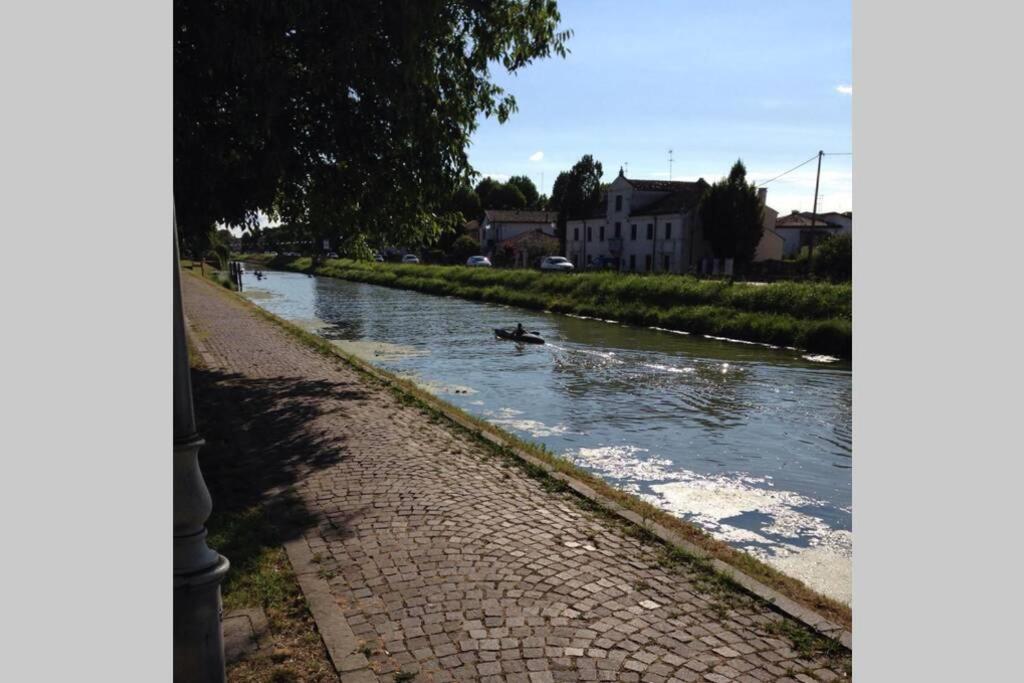 Barchessa Ca' Leon Sul Naviglio Del Brenta Villa Mira Kültér fotó